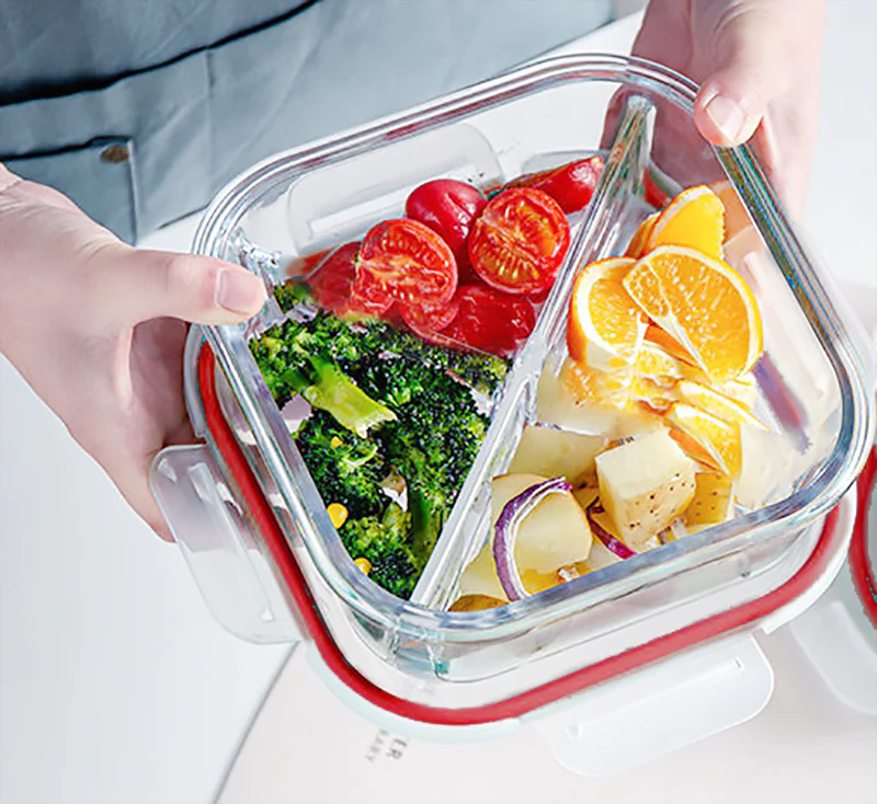 2 Oven-Safe Partitioned Glass Containers with Steam Vent Lids - 800ml