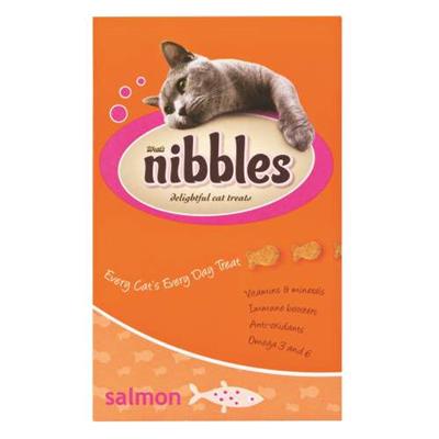 Nibbles Crunchy Biscuits For Cats Salmon Flavour 250g